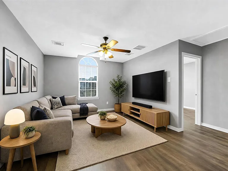 2214 Shady Pine Dr — Photo 18