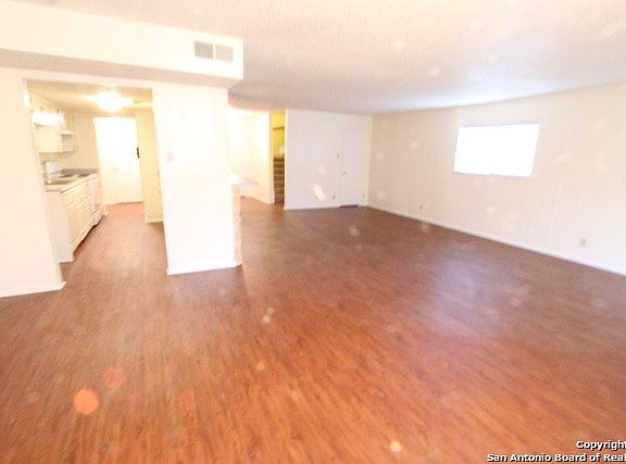 5th image of 506 W Byrd Blvd