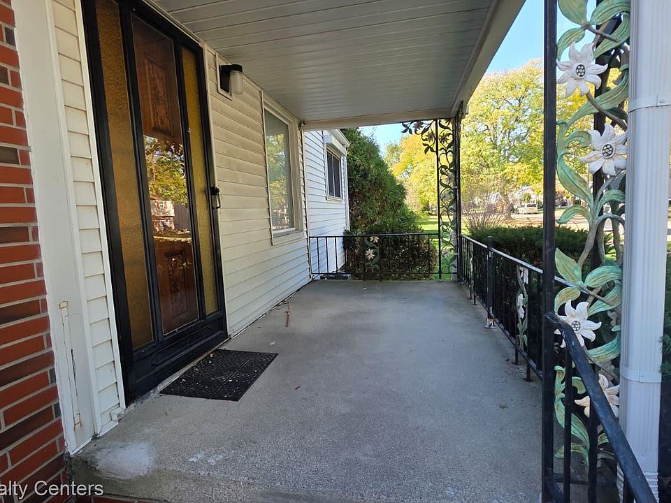 8640 Harding St, photo 23
