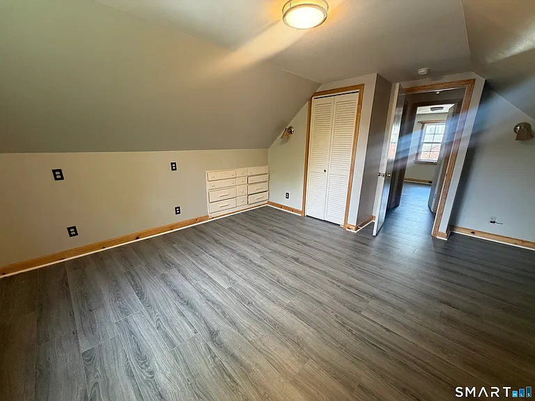 16 Harding Ave — Photo 9