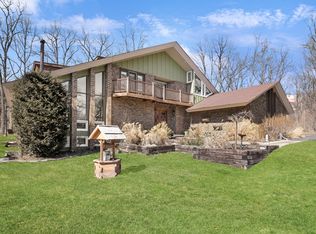 180 Gromer Rd, Elgin, IL 60120