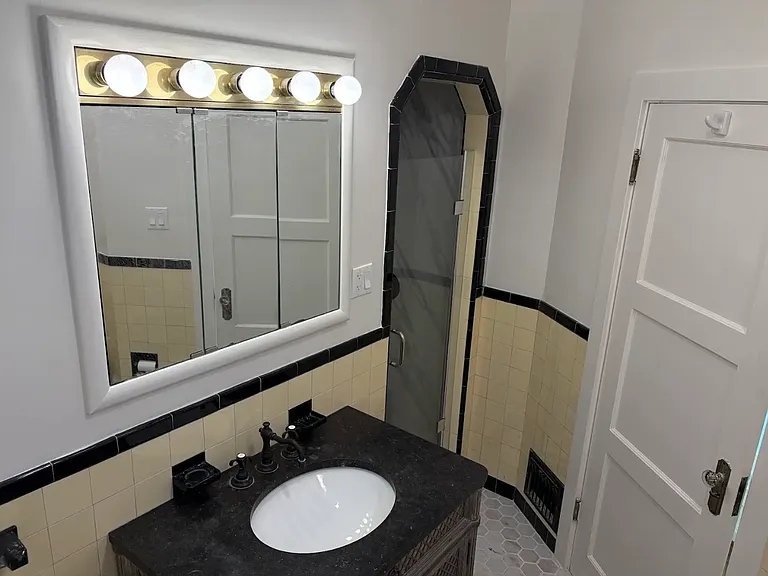 88 Juanita Way — Photo 8