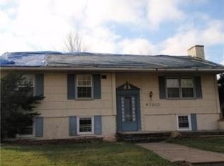 7910 Rosbolt Rd, Milan, MI 48160