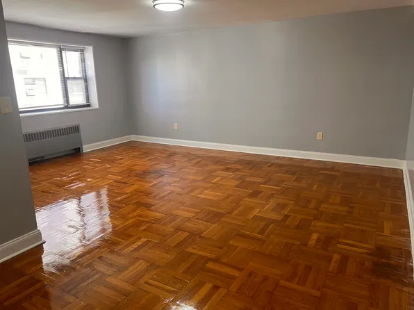 54-56 S Munn Ave Floor 3, East Orange, NJ 07018