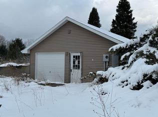 20180 Fifteen Mile Rd, Leroy, MI 49655