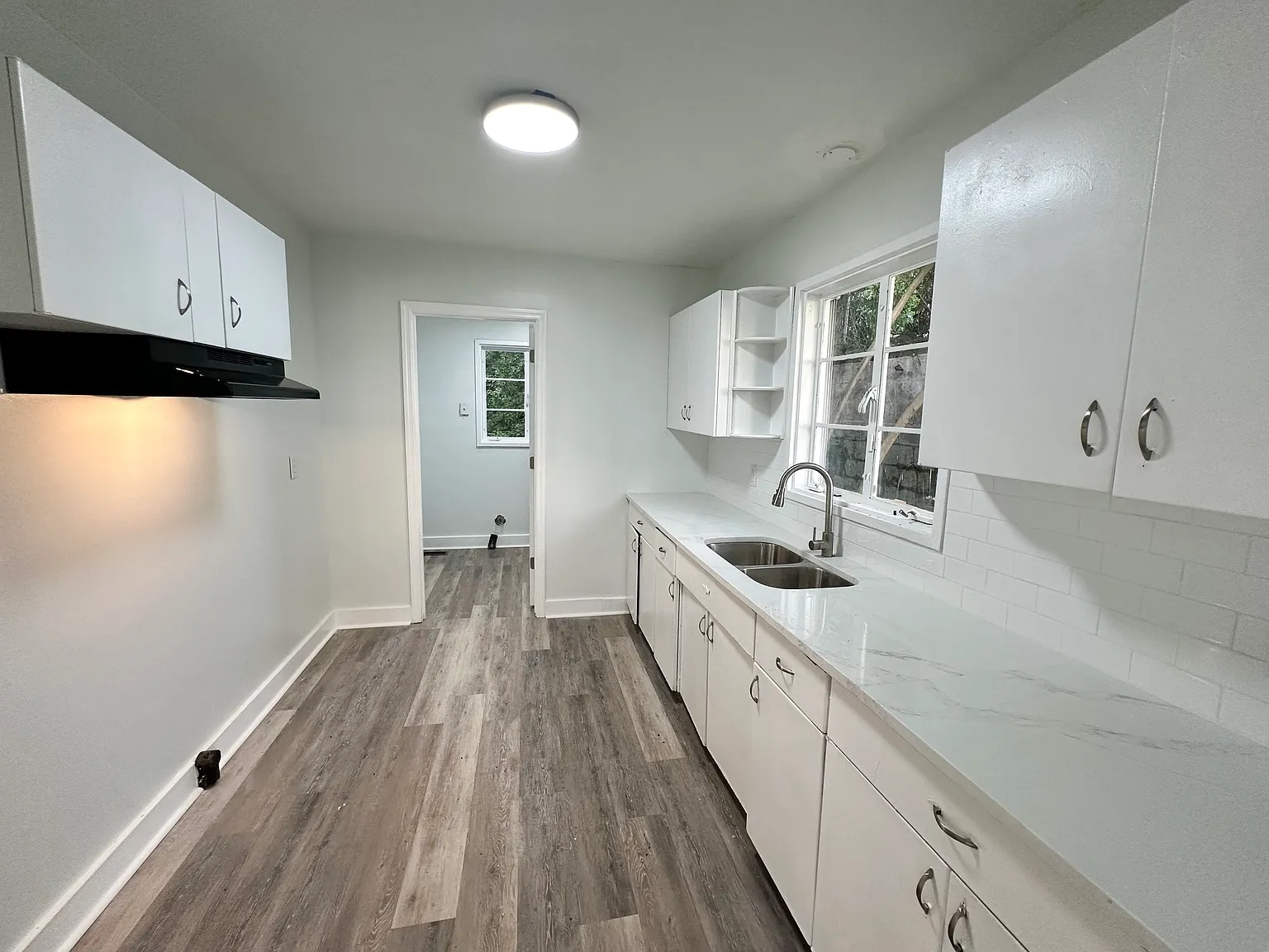 3 bed, 1144 sqft, $1,495 — Photo 2