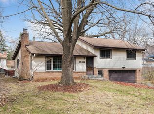 15812 S Eden Dr, Eden Prairie, MN 55346