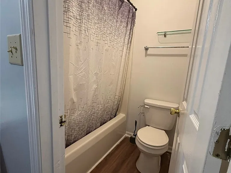 3023 Copenhagen Dr — Photo 7