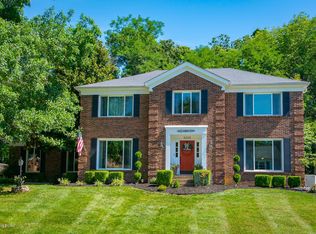 8305 Star Point Ct, Prospect, KY 40059