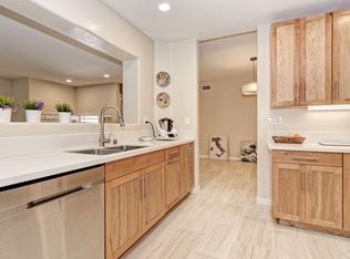 8585 Via Mallorca UNIT 39, La Jolla, CA 92037