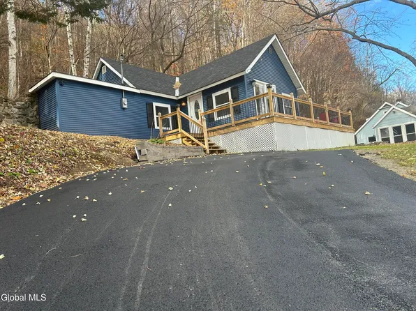 377 NYS Route 22, Ticonderoga, NY 12883