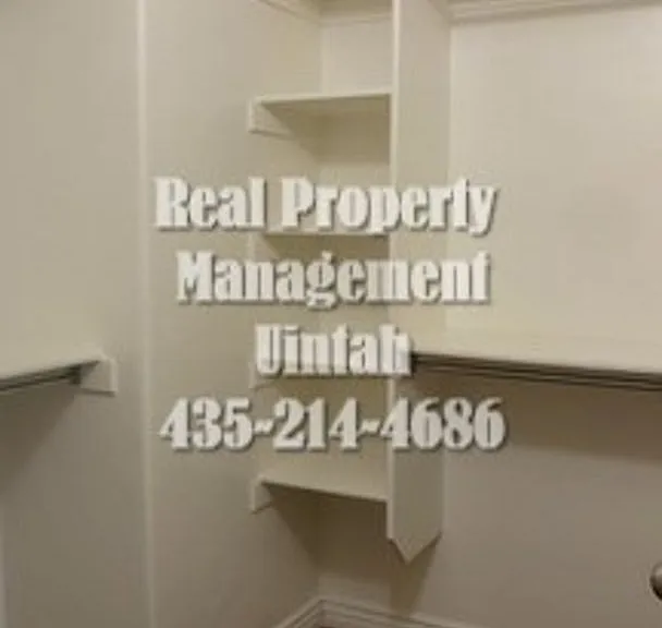449 E Red Fox Ln — Photo 20