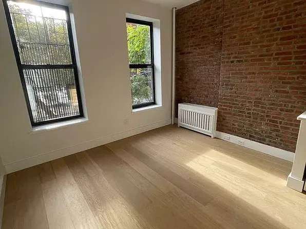 782 Amsterdam Avenue image 1 of 8