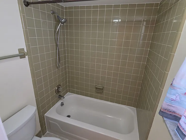 175 Palm Dr — Photo 13