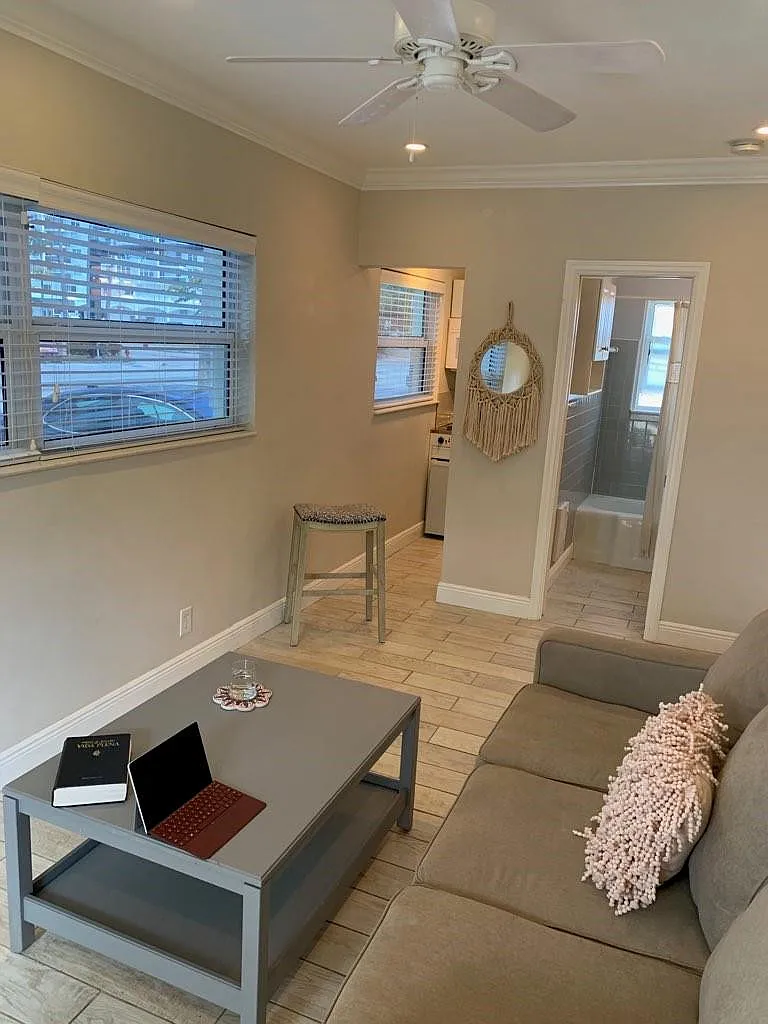 Building Photo - 2920 N Ocean Blvd #1