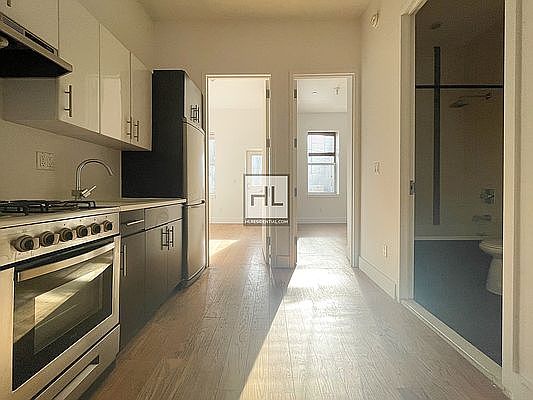 1st image of 824 Saint Johns Pl #1F