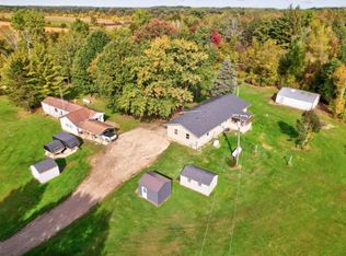 4304 Arnold Rd, Snover, MI 48472