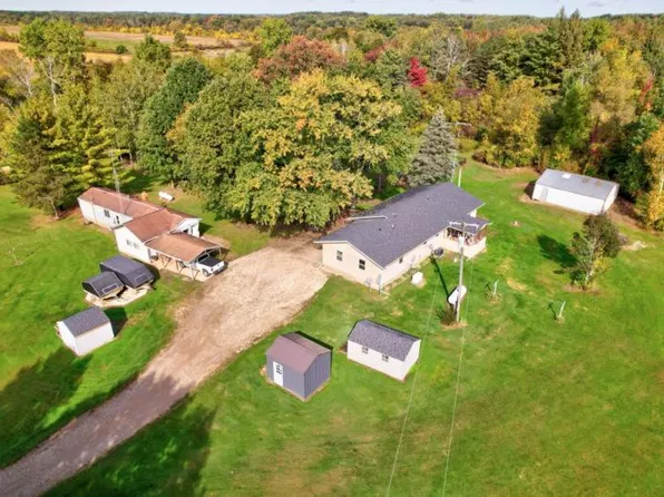 4304 Arnold Rd, Snover, MI 48472