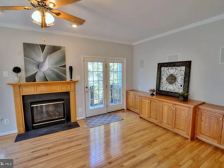 10150 Elgin Way — Photo 15