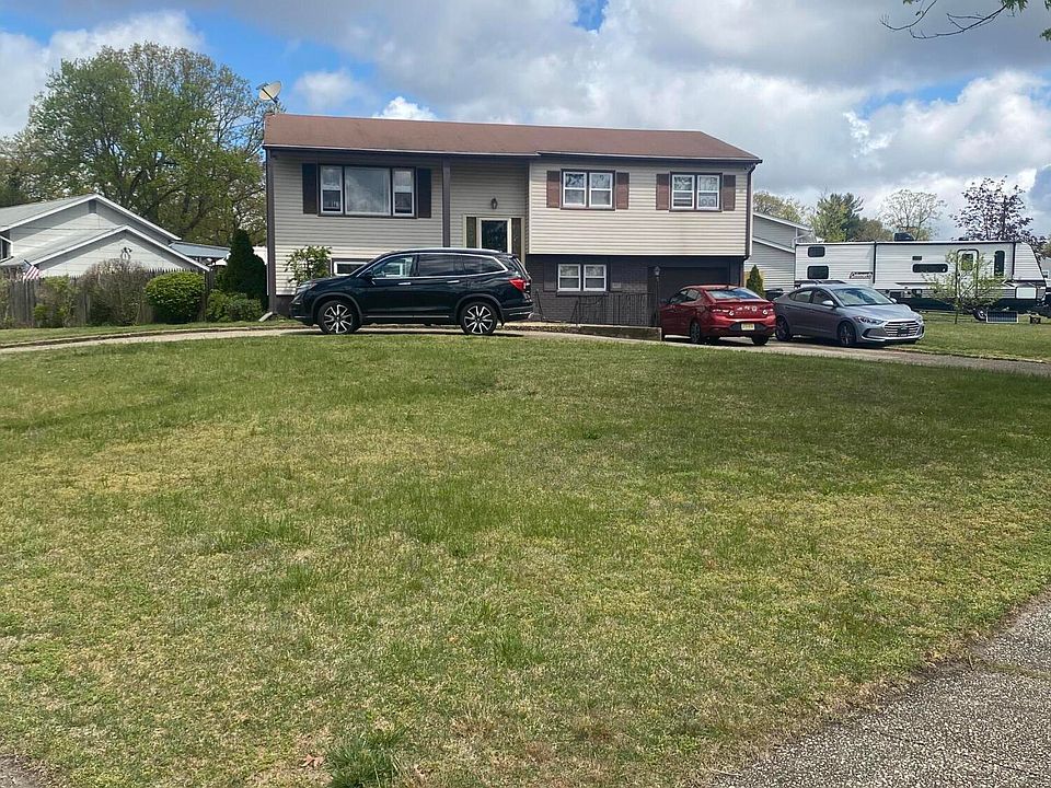 1st image of 1604 Deer Hollow Drive