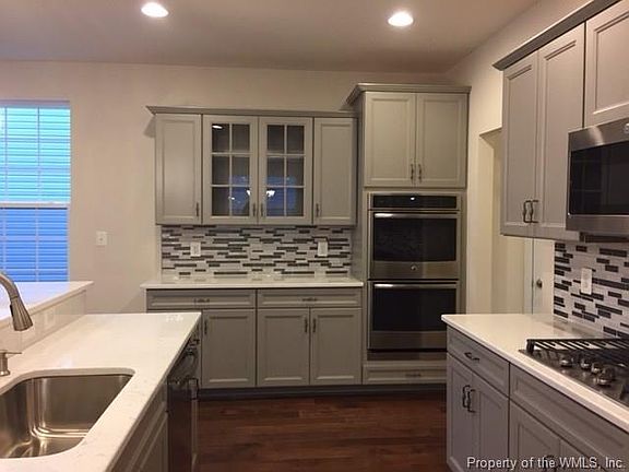 4th image of 7842 James Blair Ln