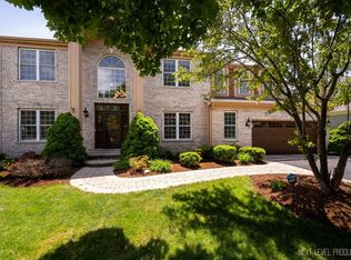 1132 Ridgewood Cir, Lake In The Hills, IL 60156