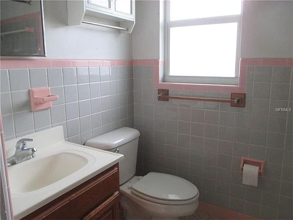 5th image of 5928 Richard Pl