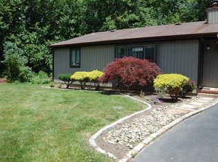 77 Letts Ct #168, Matawan, NJ 07747