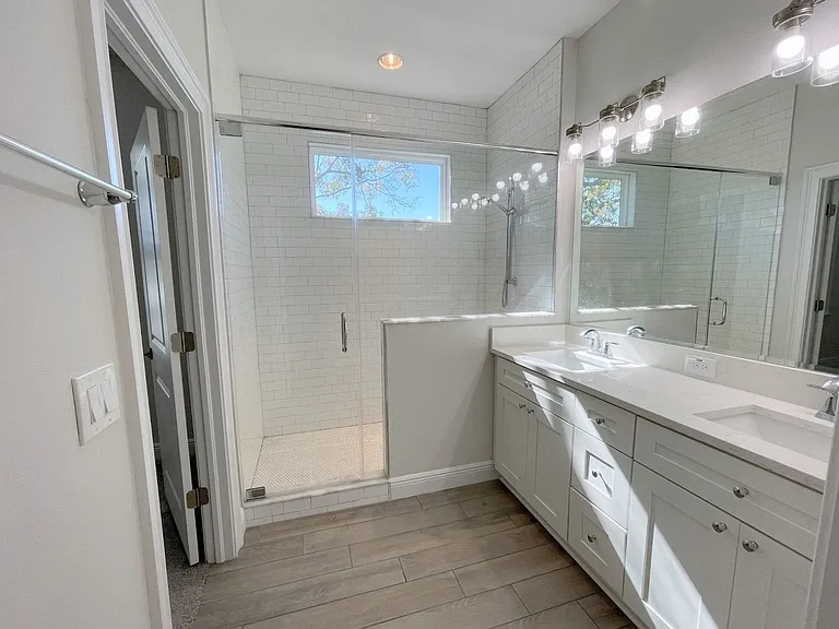 2502 W Fig St #2 — Photo 12