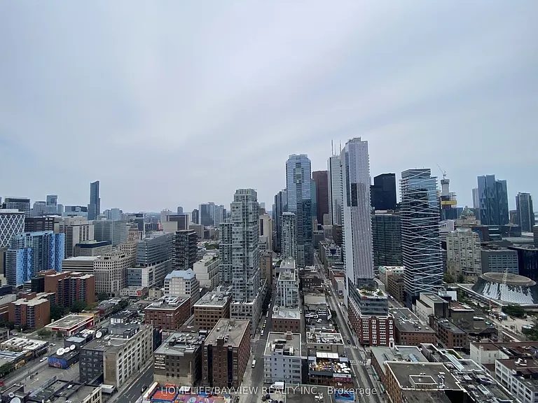 290 Adelaide St W #3707 — Photo 13
