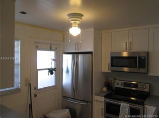 620 NE 12th Ave APT 106, Hallandale, FL 33009