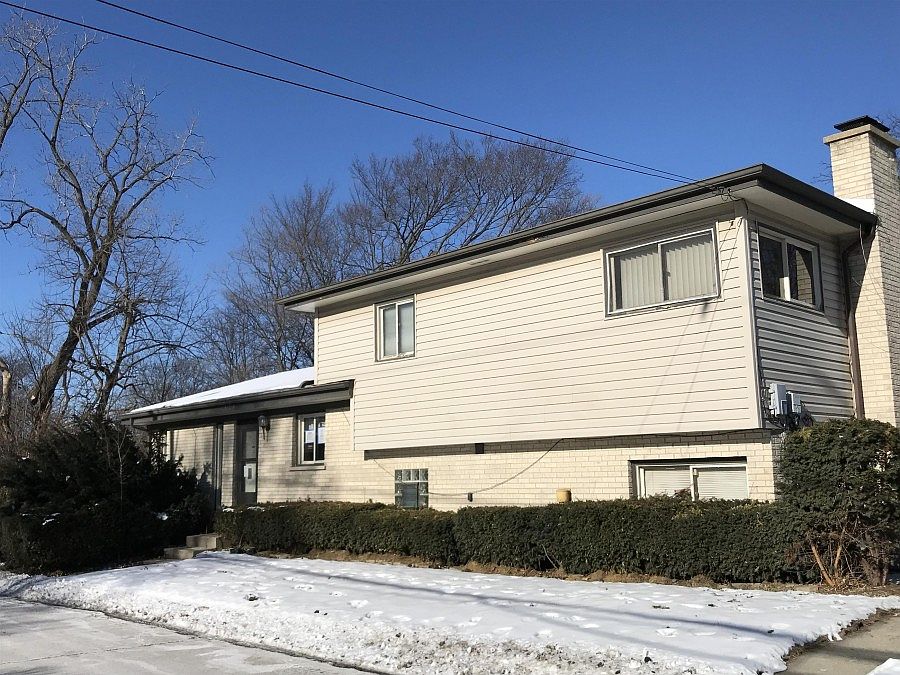 1st image of 5323 Church St
