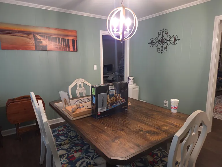 1010 Sherwood Cir — Photo 22