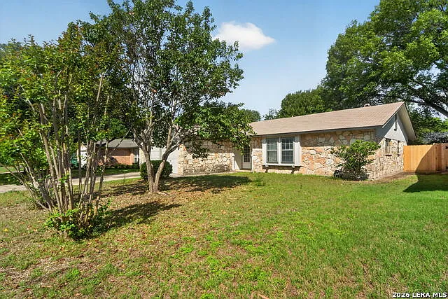 4659 Wetz Dr — Photo 2
