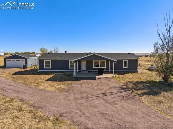 210 Longhorn Cattle Dr, Calhan, CO 80808