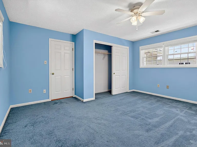 8405 Overlook St — Photo 24