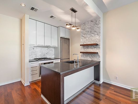 3rd image of 80 Metropolitan Ave #4F