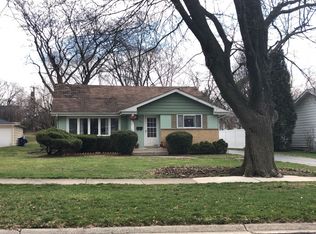 203 S Erie St, Wheaton, IL 60187