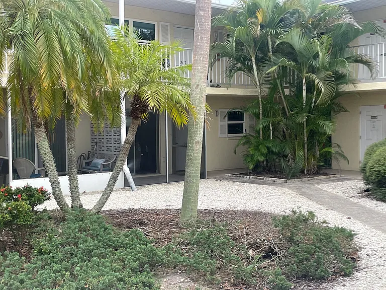 370 Base Ave E #107 — Photo 1