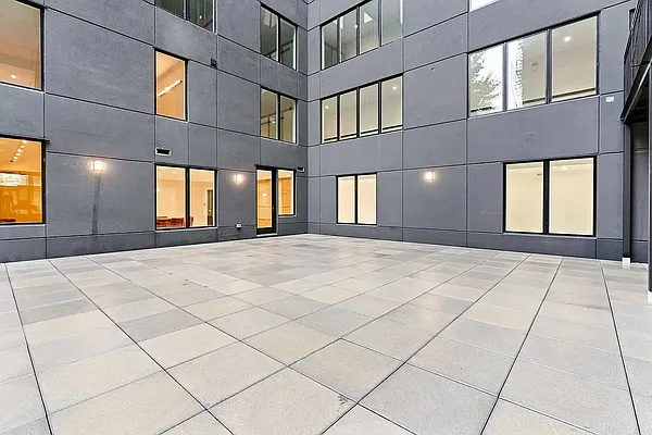 Rented by Leasing Management LLC | media 22