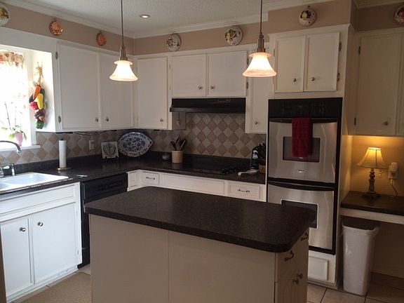 4th image of 2101 Oakmont St #3