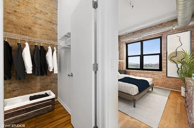 1735 W Diversey Ave #504 — Photo 7