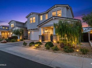 17190 W GRACEMONT Street, Surprise, AZ 85388