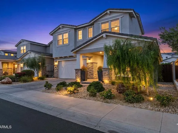 17190 W GRACEMONT Street, Surprise, AZ 85388