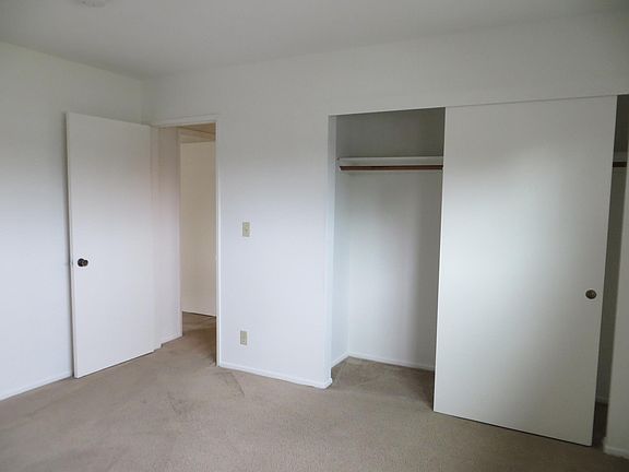 4th image of 347 Woodland Pl #2