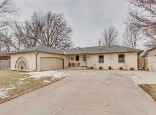 1729 N Wood Ave, Wichita, KS 67212