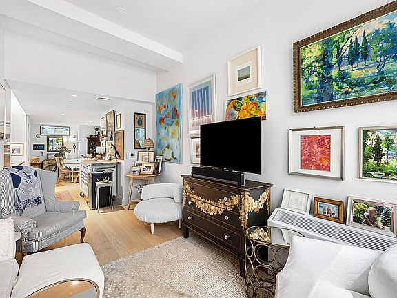 3rd image of 1 Wall St APT 816