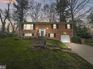 524 Bradford Dr, Rockville, MD 20850