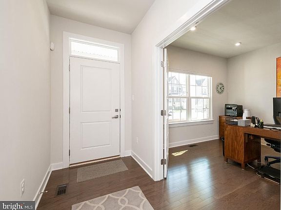 5th image of 4323 Arbor Wood Ct