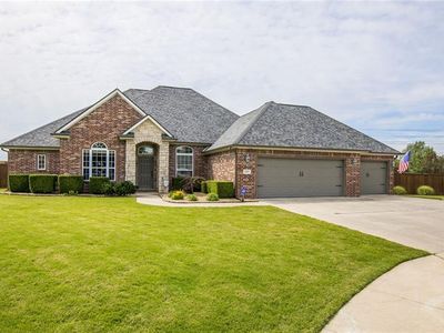 5807 S 41st St, Rogers, AR, 72758